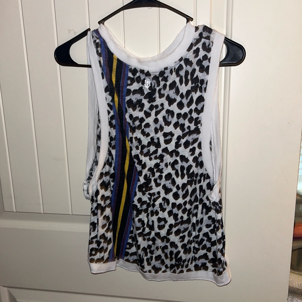 Leopard Print Sleeveless Top